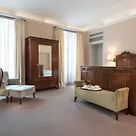 Grand Della Posta 4*