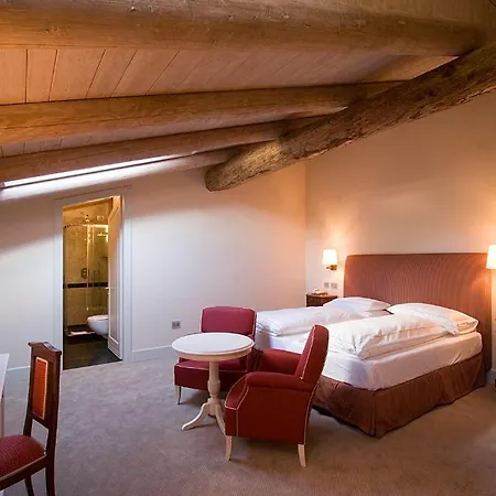 Grand Della Posta Hotel 4*