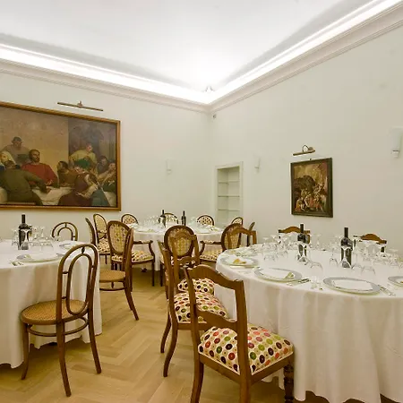 Отель Grand Della Posta 4*