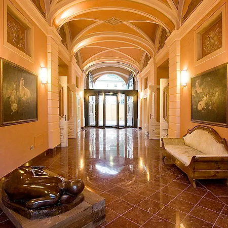 Grand Della Posta