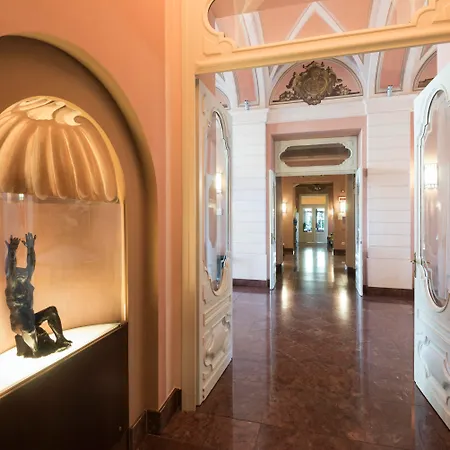 Grand Della Posta Отель 4*